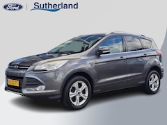 Ford Kuga - 1.6 Titanium Plus 4WD 182 pk Automaat | Perfect onderhouden | Climate control | PDC | Trek