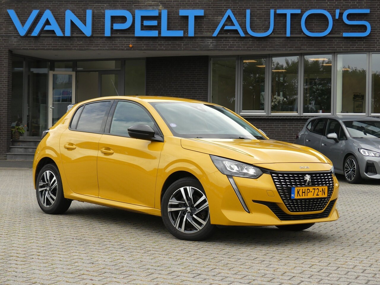 Peugeot 208 - 1.2 PureTech EAT-8 Allure Pack - AutoWereld.nl