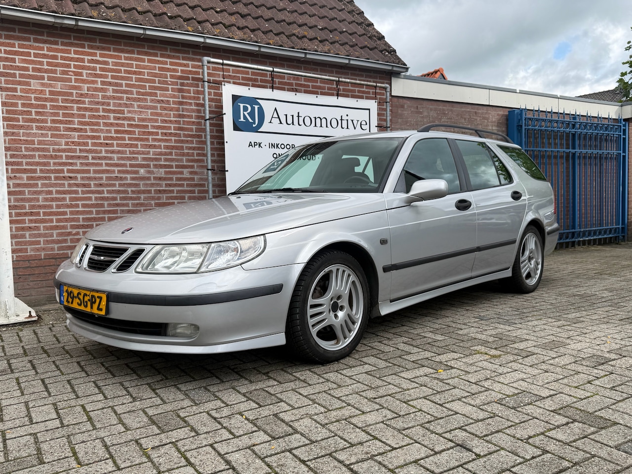 Saab 9-5 - 2.0t Linear AUTOMAAT/NAP/LEER - AutoWereld.nl