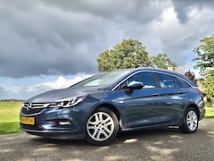 Opel Astra Sports Tourer - 1.6 CDTI Business+