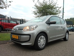 Volkswagen Up! - 1.0 44KW/60PK 3-DRS Move Up Airco Mooi en Goed