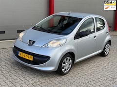 Peugeot 107 - 1.0-12V XR