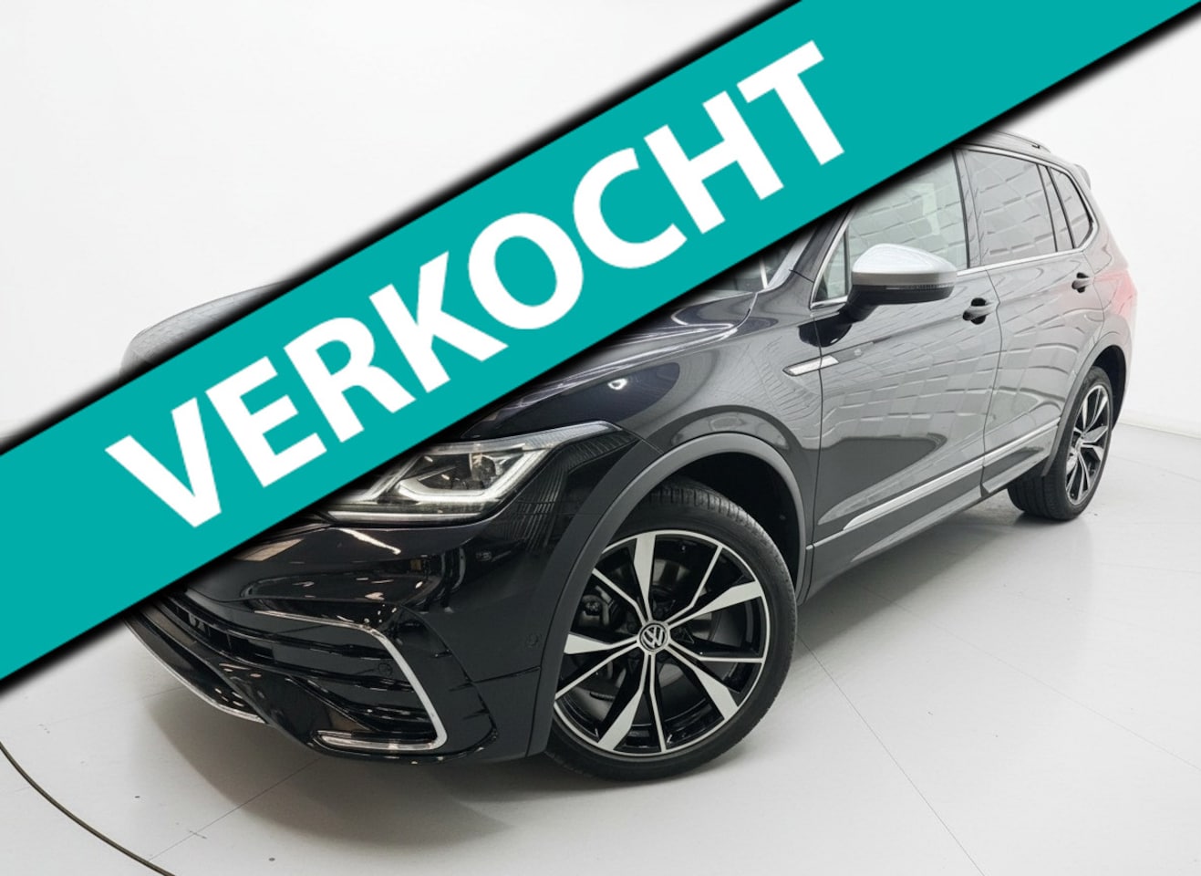 Volkswagen Tiguan Allspace - 2.0 TSI 4Motion 3x R LINE PANO IQ - AutoWereld.nl