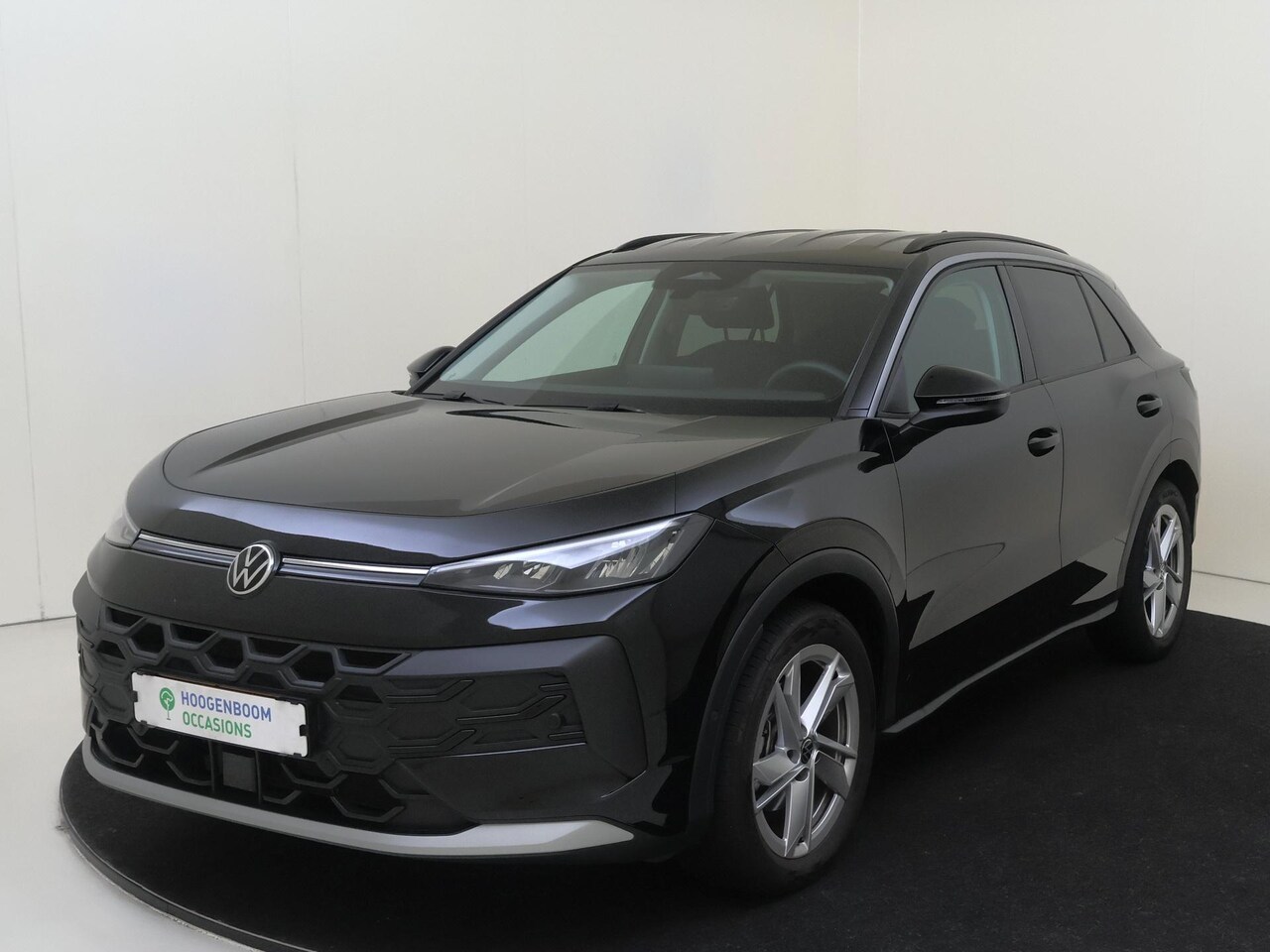 Volkswagen T-Roc - 1.5 eTsi Life First Edition 1.5 eTsi Life First Edition - AutoWereld.nl