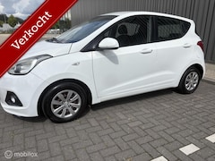 Hyundai i10 - 1.0i i-Motion Comfort Nieuwe apkkeuring+Grotebeurt
