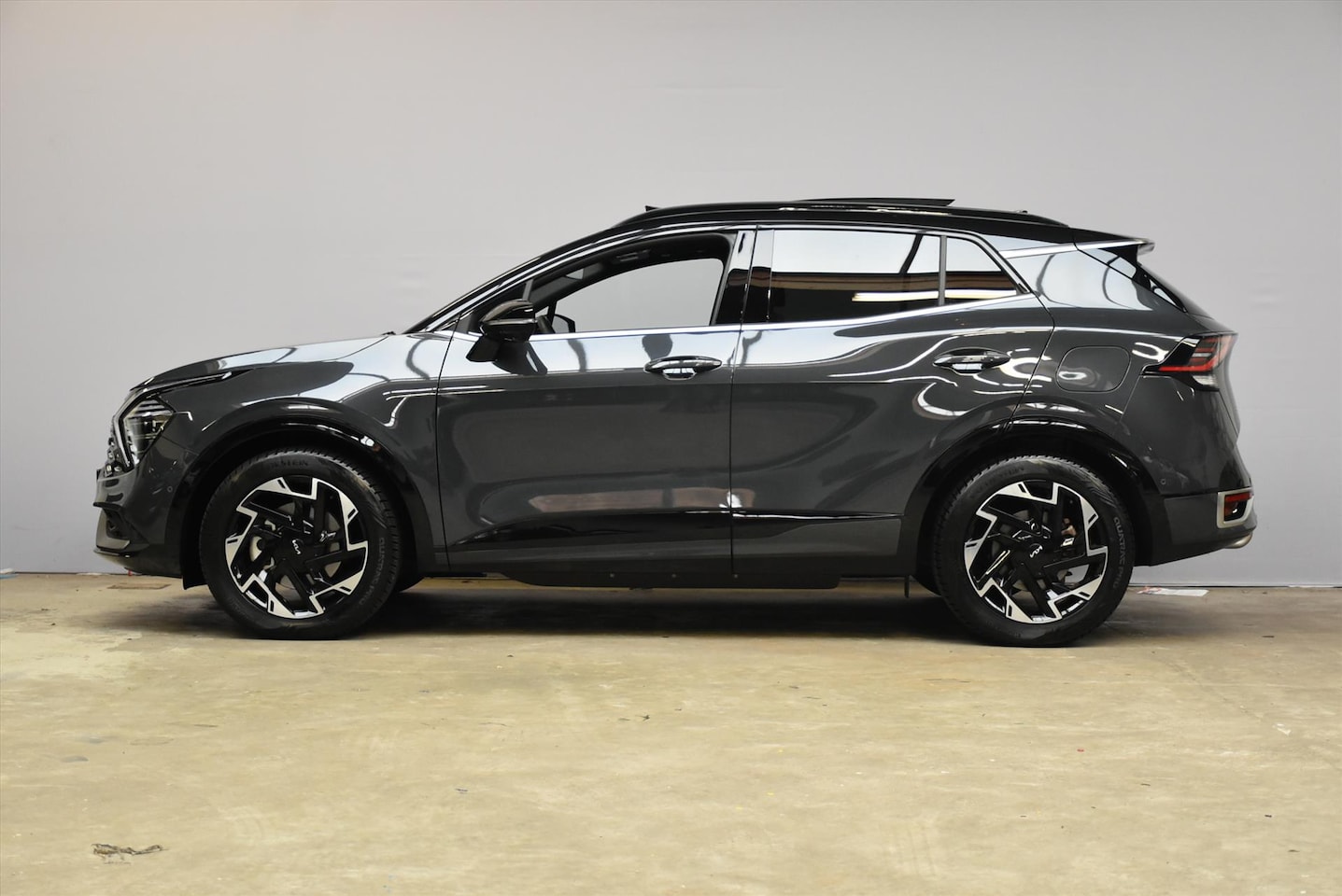 Kia Sportage - 1.6 T-GDi 265pk Plug-In Hybrid AT6 4WD GT-PlusLine - AutoWereld.nl