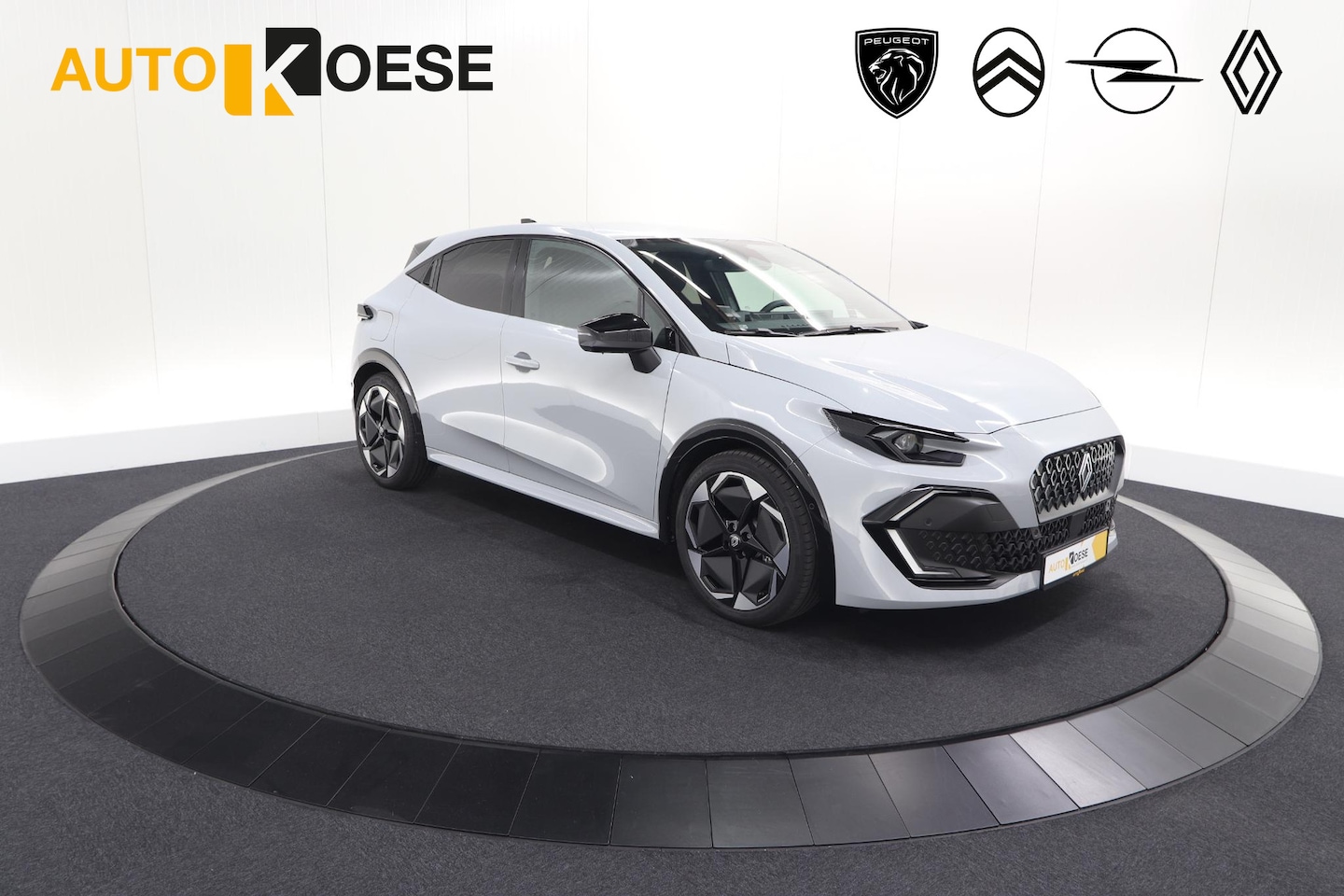 Renault Clio - 1.8 Hybrid 160 Techno | NIEUW MODEL | 360 Camera | Dodehoekdetectie | 18 Inch | Adaptieve - AutoWereld.nl