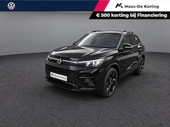 Volkswagen Tiguan - 1.5 272pk DSG eHybrid R-Line Edition · Panoramadak · 360 Camera · Wegklapbare Trekhaak · M