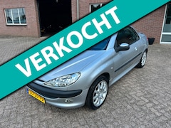 Peugeot 206 CC - 1.6-16V //Nieuwe APK // Airco // 100.000 km