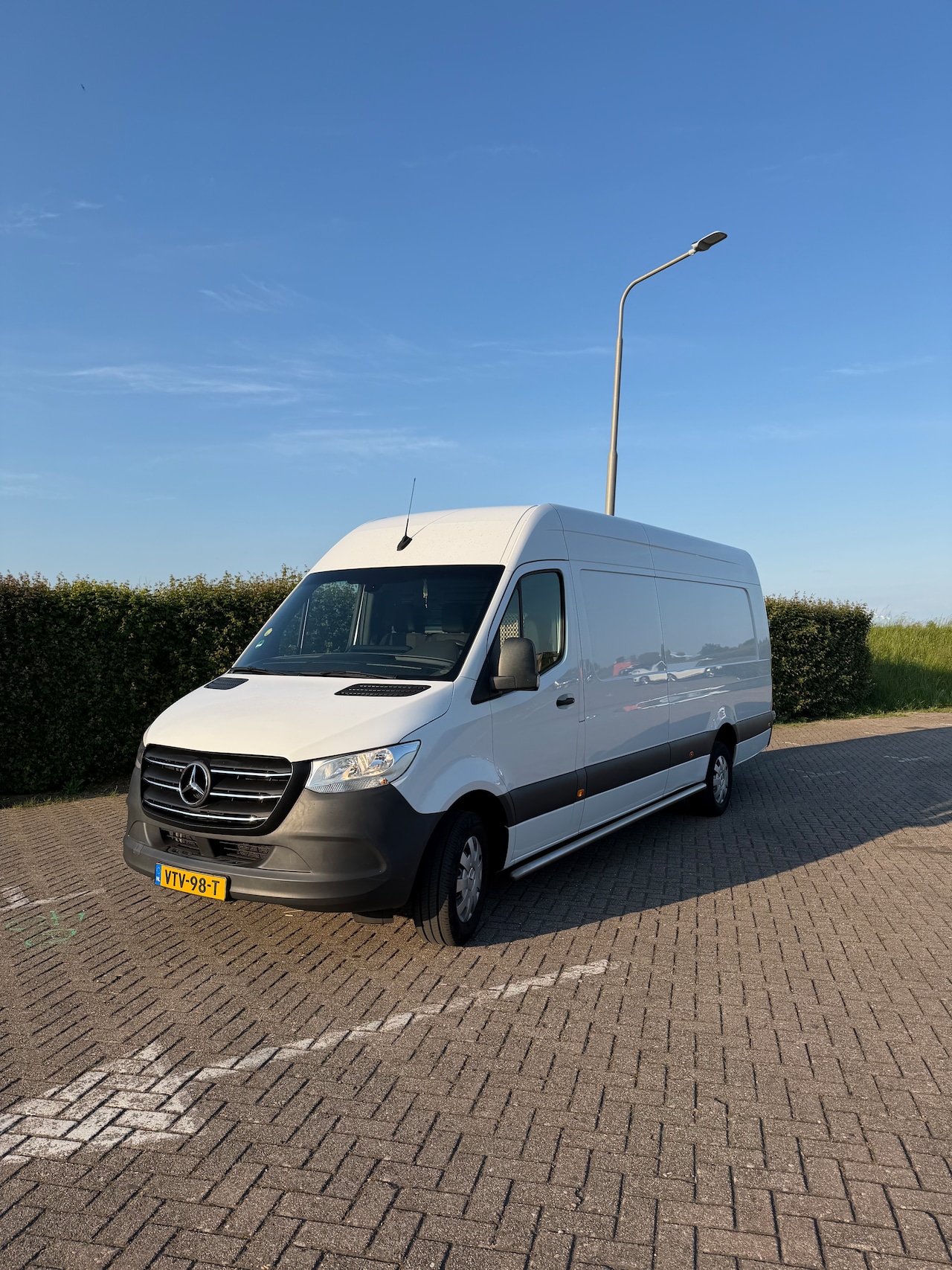 Mercedes-Benz Sprinter - 317 1.9 CDI L4H2 RWD Sprinter L5 170PK automaat - AutoWereld.nl