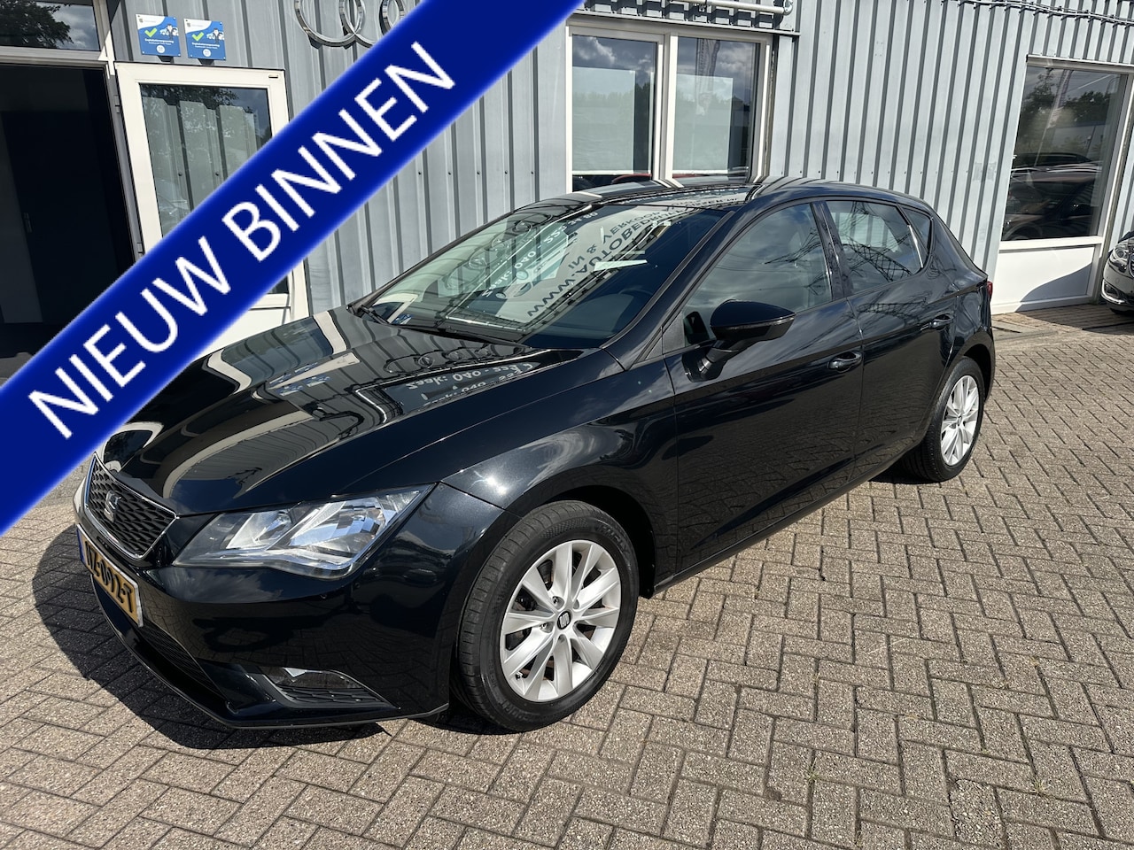 SEAT Leon - 1.6 TDI Style 1.6 TDI Style - AutoWereld.nl