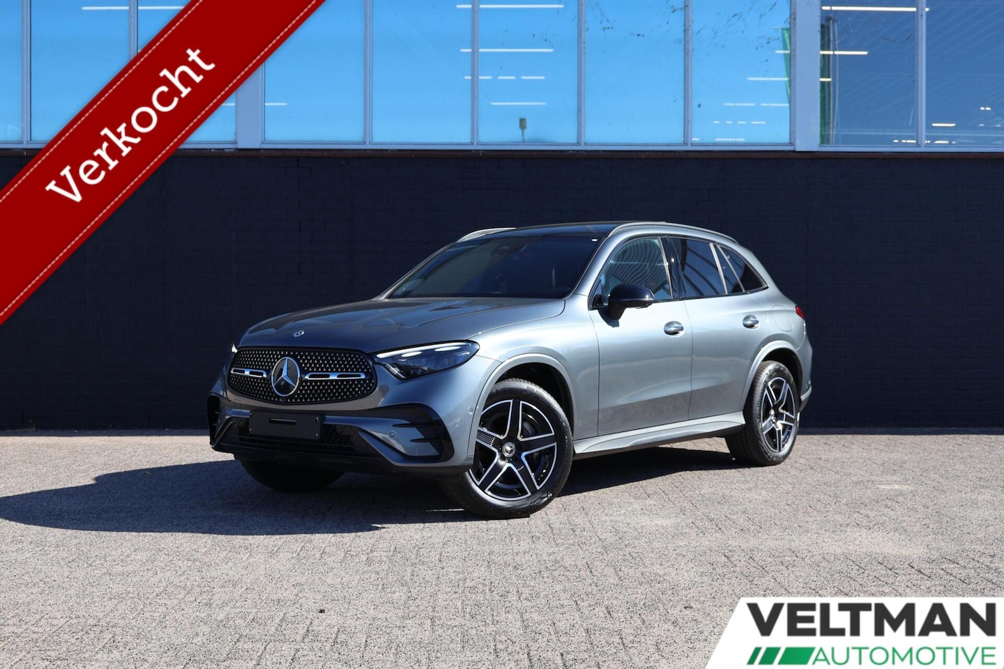 Mercedes-Benz GLC-klasse - 300e 4MATIC AMG Line PANO LEDER DISTRONIC DIGITAL LIGHT BURMESTER - AutoWereld.nl