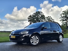 Volkswagen Golf - 1.2 TSI Trendline