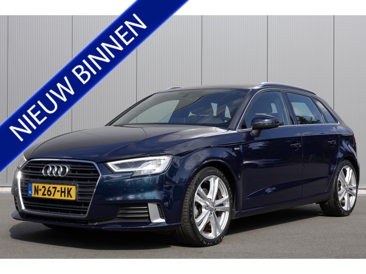 Audi A3 Sportback - | 3X-S- LINE | VIRTUAL DASH | D-SHAPE STUUR | - AutoWereld.nl