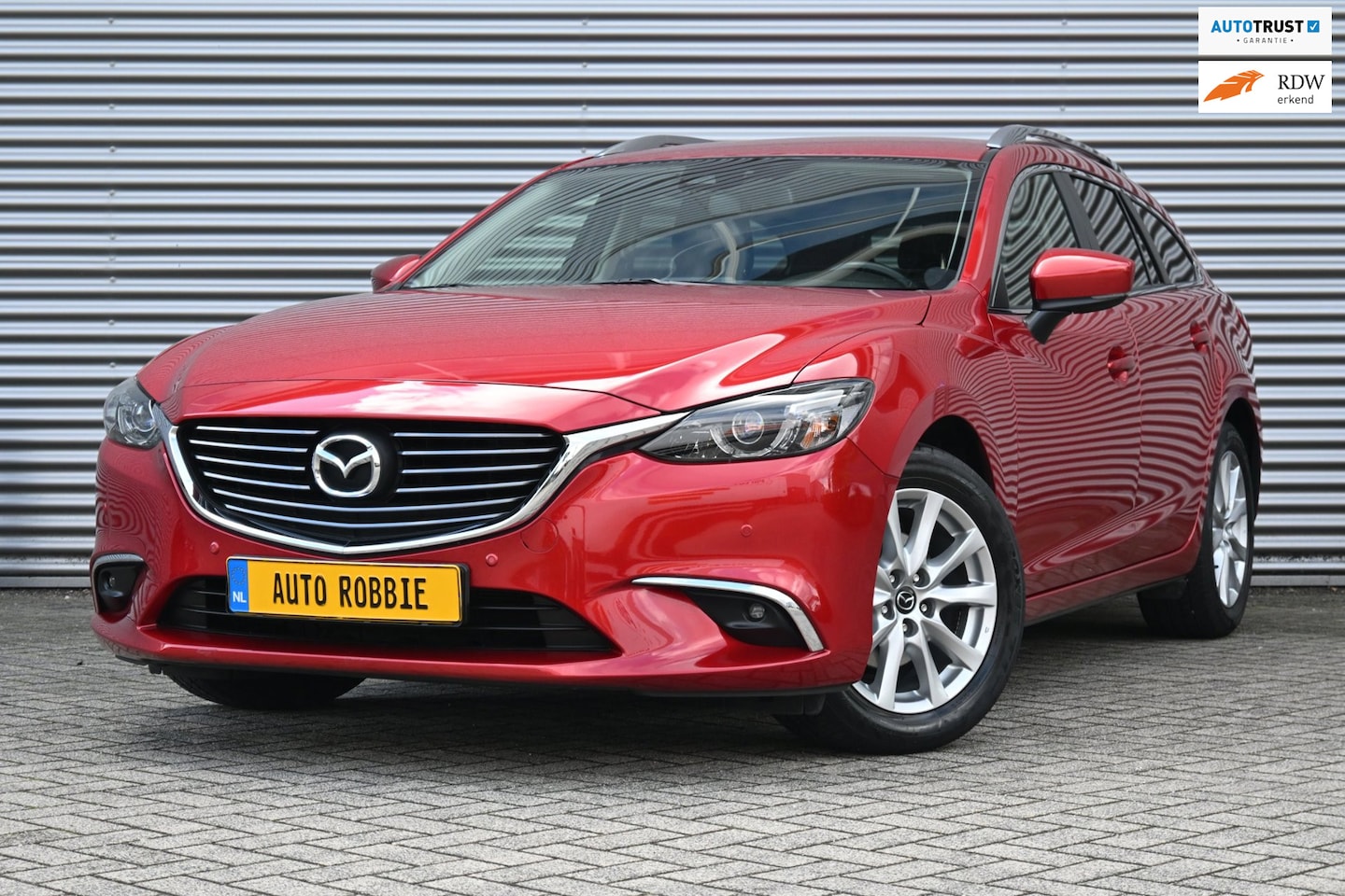 Mazda 6 Sportbreak - 2.0 165-PK, Airco, Ecc, Cruise, Navi, Lmv, Pdc, Trekhaak. - AutoWereld.nl