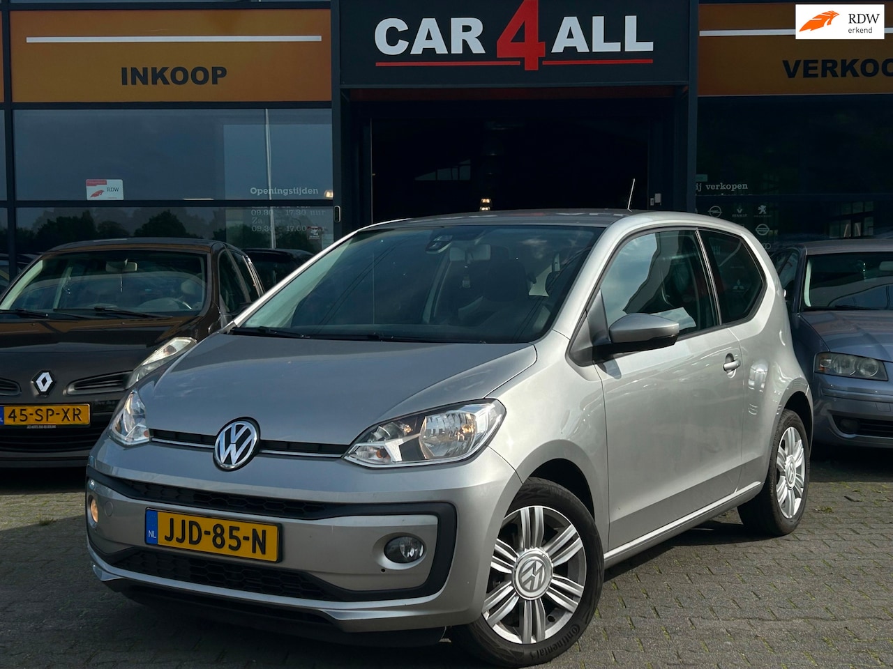Volkswagen Up! - High Up STLVRM/LMVELGEN/CRUISE/CLIMA/PDC/LEDERENSTUUR - AutoWereld.nl