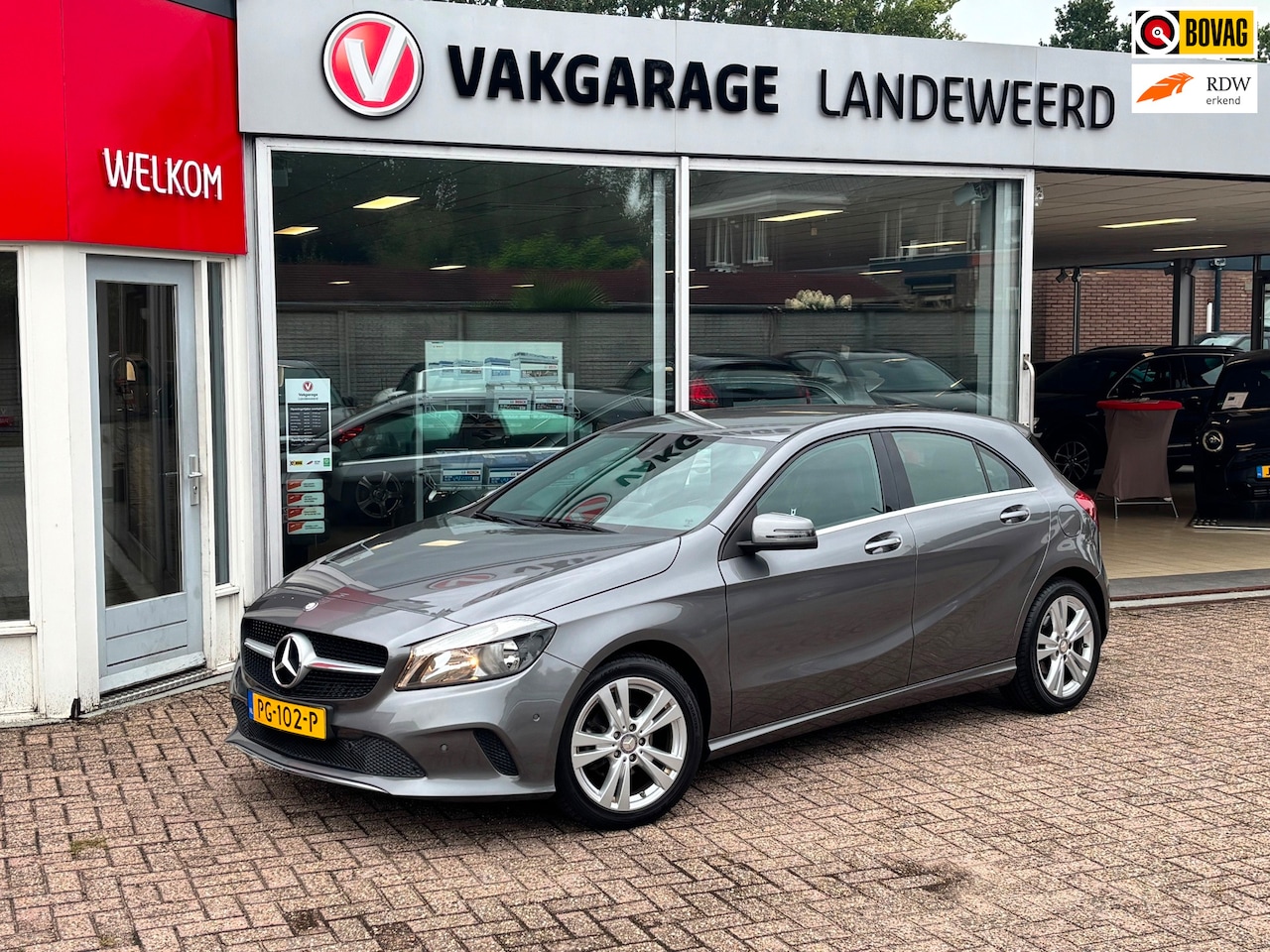 Mercedes-Benz A-klasse - 180 d Ambition 180d Ambition 5-deurs (ECHT ZO GOED ALS NIEUW) - AutoWereld.nl