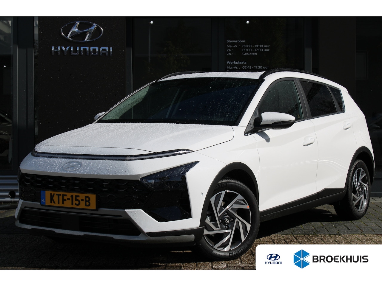 Hyundai Bayon - 1.0 T-GDI Premium | Navigatiesysteem full map | Schuif-/kanteldak | Stuurwiel verwarmd - AutoWereld.nl