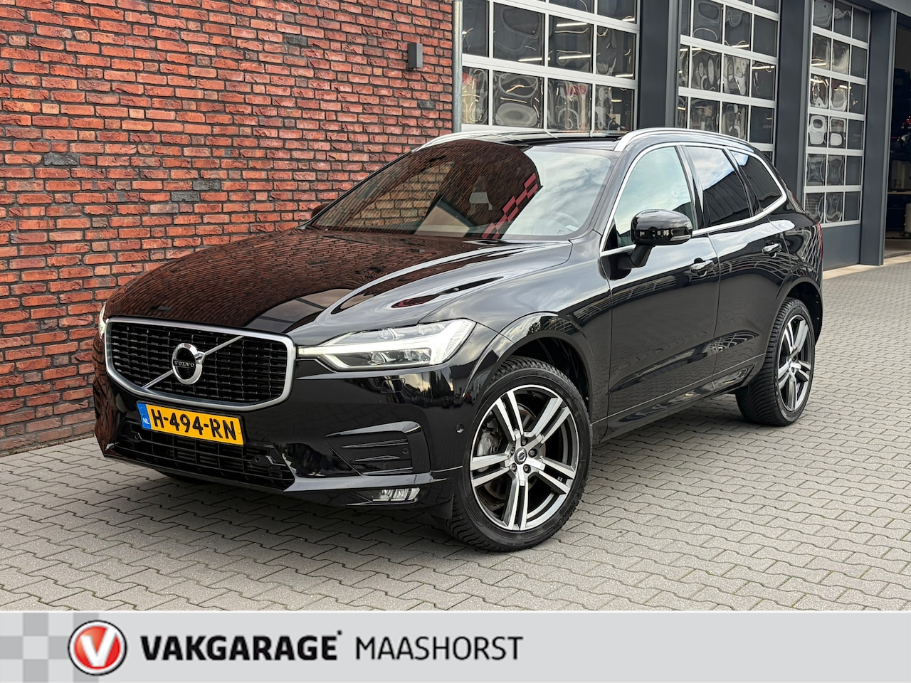 Volvo XC60 - 2.0 T5 AWD R design Adapt.Cruise/AchteruitrijCam./LED/PDC/Clima/AppConnect - AutoWereld.nl