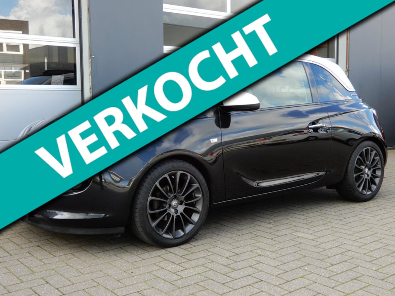 Opel ADAM - 1.4 Hardwell Edition Open Air Clima/CarPlay - AutoWereld.nl