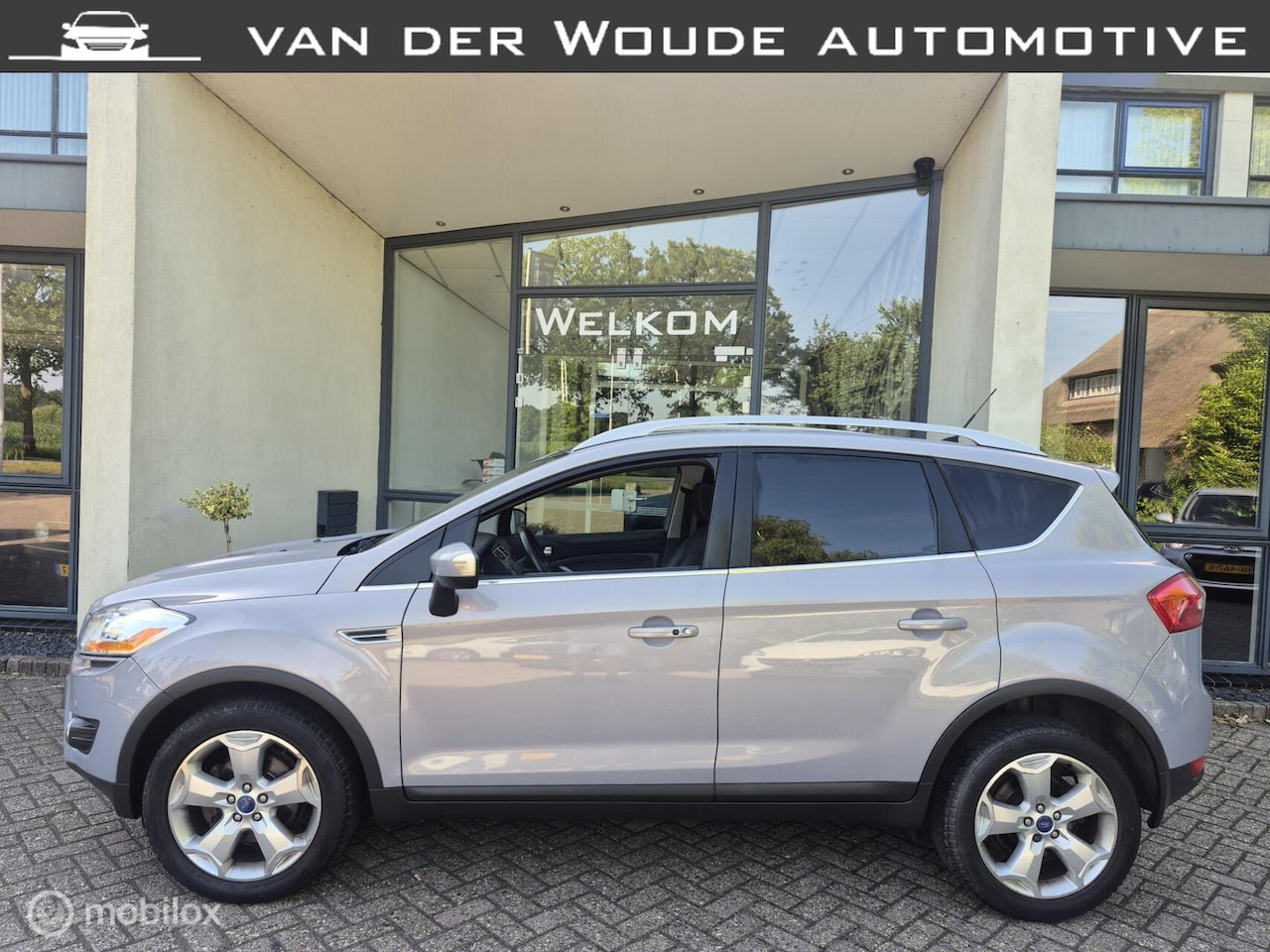 Ford Kuga - 2.5 20V Titanium 4x4|Panodak|Xenon|Clima|LEZEN!! - AutoWereld.nl