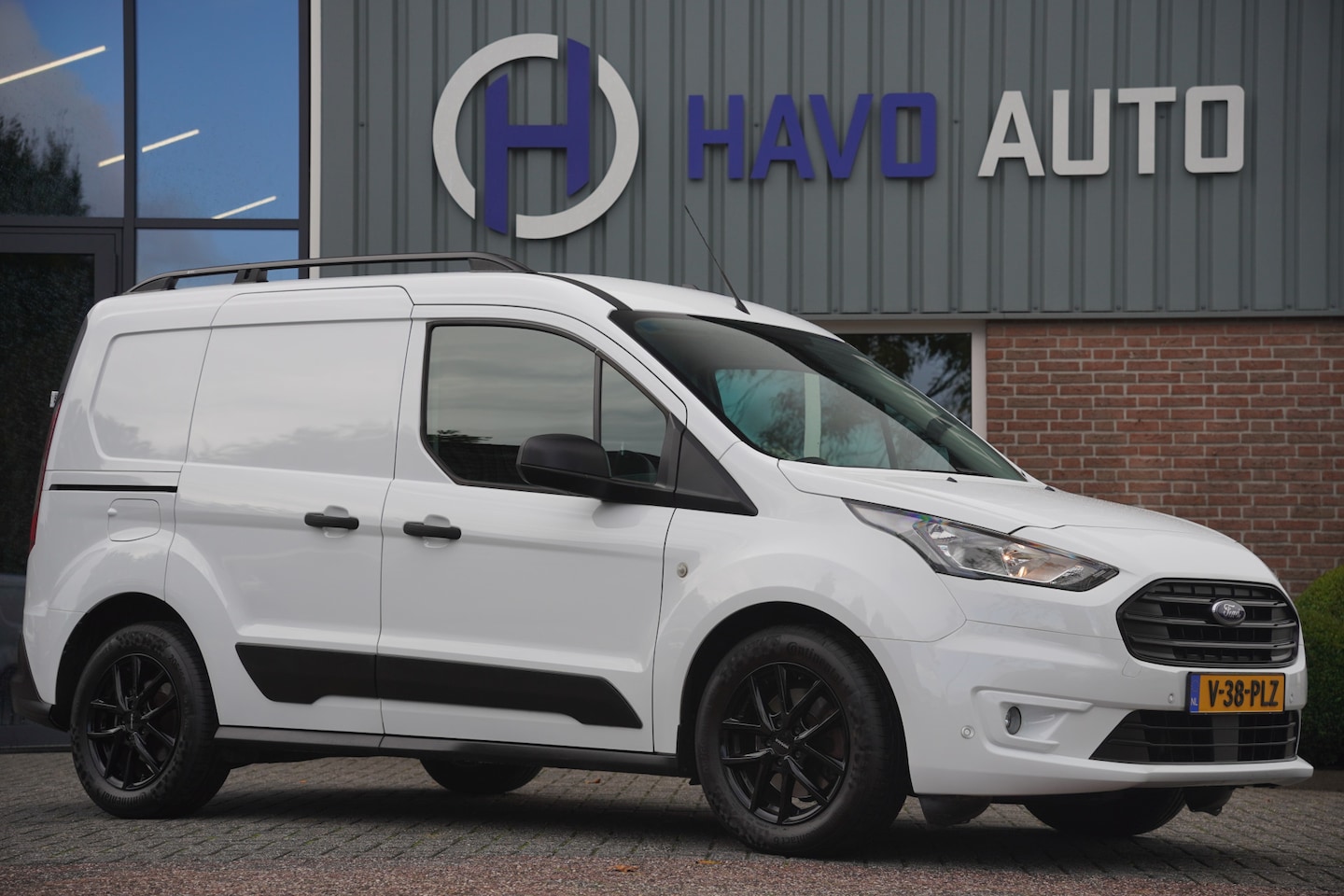 Ford Transit Connect - 1.0 Benzine, AIRCO, 3-ZITS, BTW-VRIJ / MARGE - AutoWereld.nl