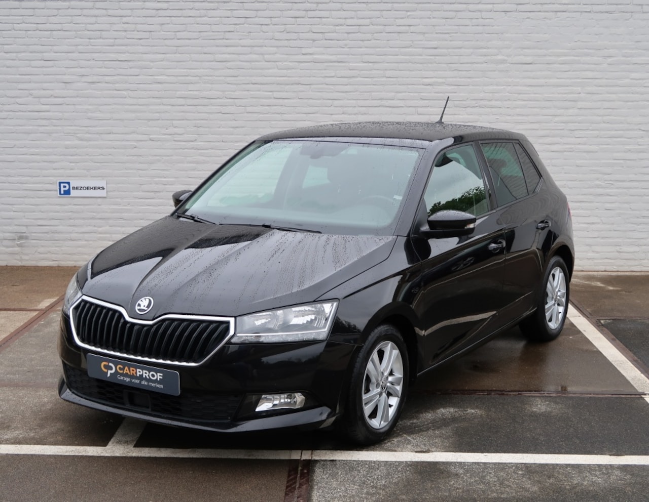 Skoda Fabia - Ambition I Airco I PDC I Cruise Control I Apple Carplay I DAB I LED I - AutoWereld.nl