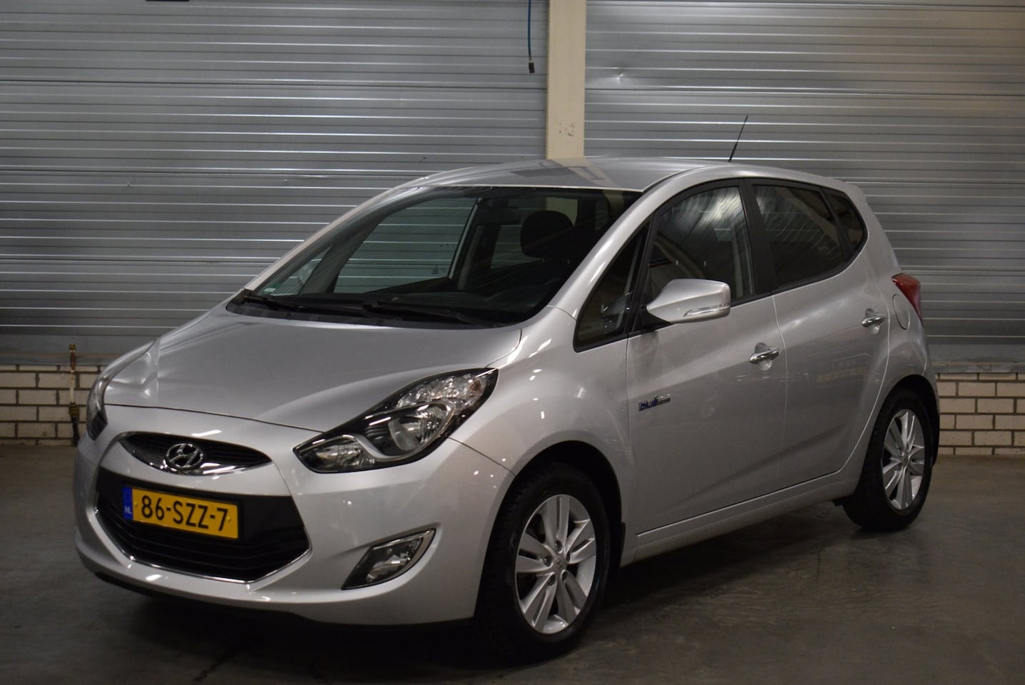 Hyundai ix20 - 1.6i i-Vision + Climate Control|Parkeersensoren|Cruise Control|Trekhaak| - AutoWereld.nl