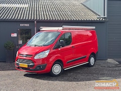 Ford Transit Custom - Trend L1H1 - APK maart 2027 - airco - trekhaak - rood - 2.2L diesel - 3 persoons cabine