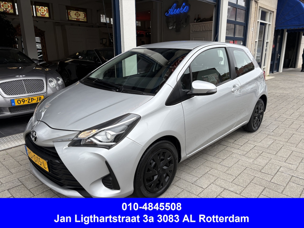 Toyota Yaris - 1.5 VVT-i Aspiration AUTOMAAT/NL AUTO/CLIMA/CAMERA - AutoWereld.nl