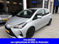 Toyota Yaris - 1.5 VVT-i Aspiration AUTOMAAT/NL AUTO/CLIMA/CAMERA