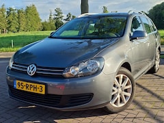 Volkswagen Golf - 1.2TSi 105pk Airco Cruise-control Navigatie Trekhaak
