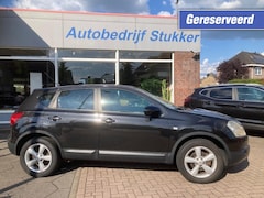 Nissan Qashqai - 2.0 Tekna Leer Panorama Trekhaak 173911 km