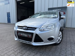Ford Focus Wagon - 1.6 TI-VCT Trend / Airco / Navi / Cruise control / Trekhaak /