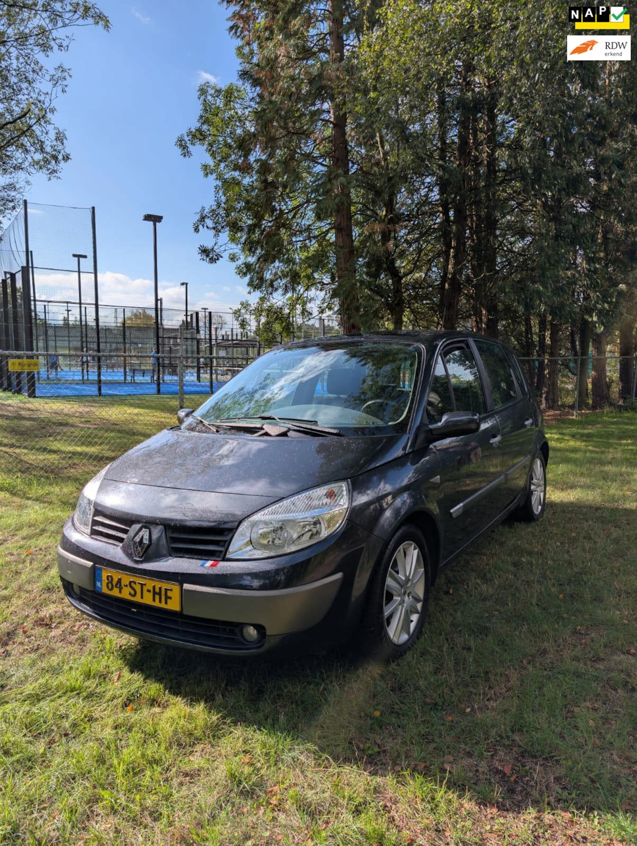 Renault Scénic - 2.0-16V Privilège Luxe 2.0-16V Privilège Luxe , Panodak, Clima , apk 2027 - AutoWereld.nl
