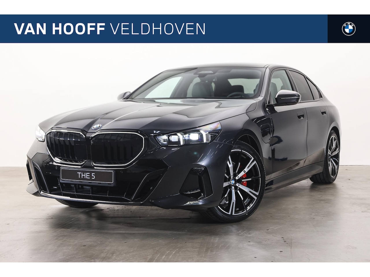 BMW 5-serie - 530e M Sport Automaat / Panoramadak / Trekhaak / Bowers & Wilkins / Comfortstoelen / Adapt - AutoWereld.nl