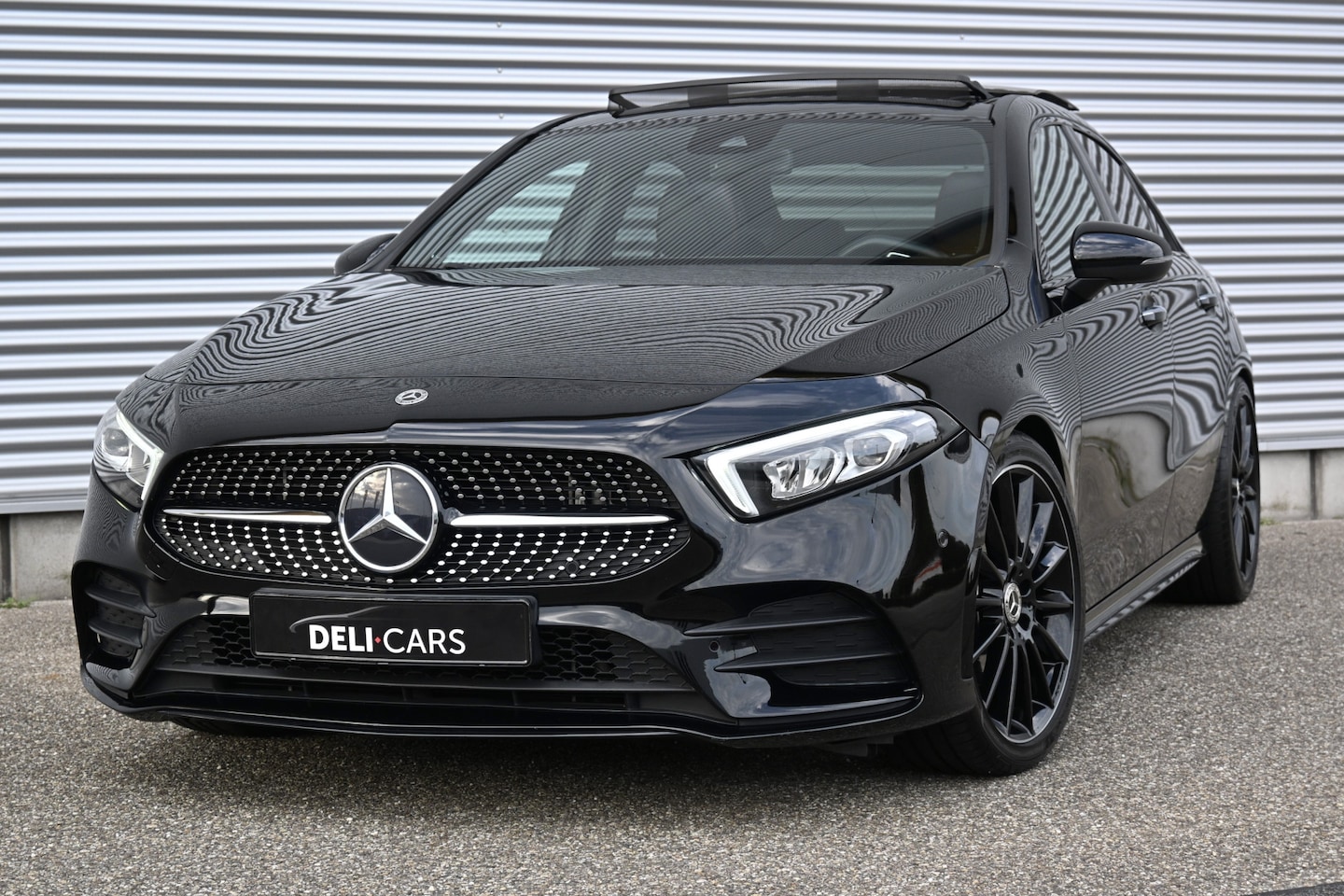 Mercedes-Benz A-klasse - 250 e AMG Night pakket | Burmester | Memory |Sfeerverlichting | Widescreen | - AutoWereld.nl