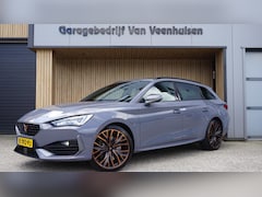 CUPRA Leon Sportstourer - 1.4 e-Hybrid 245pk VZ Copper Edition Pano.Dak 19inch LM *Black Pack* Virtual *Graphene Gre