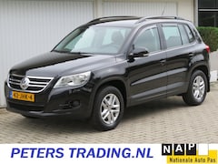Volkswagen Tiguan - 2.0 TSI Comfort&Design 4Motion AUT. PDC-CAMERA-NAVI-CLIMA
