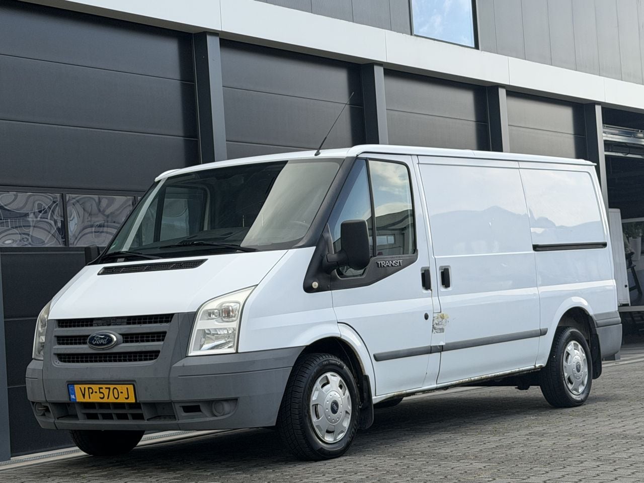 Ford Transit - 2.2 TDCI 3-PERS - AutoWereld.nl