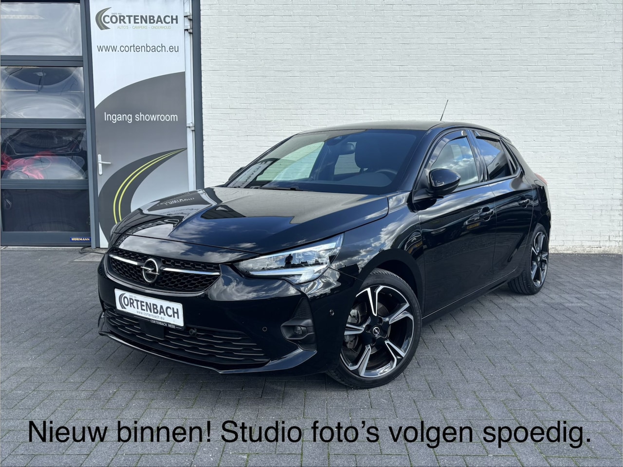 Opel Corsa - 1.2 GS Line | Panoramadak | Blis | Keyless | Apple carplay | Metallic | - AutoWereld.nl
