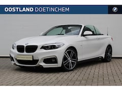 BMW 2-serie Cabrio - 220i High Executive M Sport Automaat / Sportstoelen / Achteruitrijcamera / Cruise Control