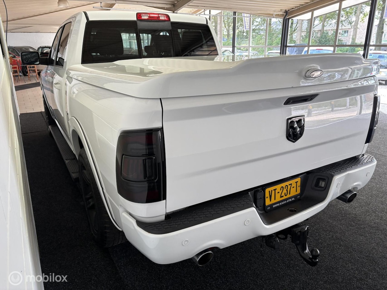 Dodge Ram 1500 - 5.7 V8 Quad Cab 6'4 5.7 V8 Quad Cab 6'4
