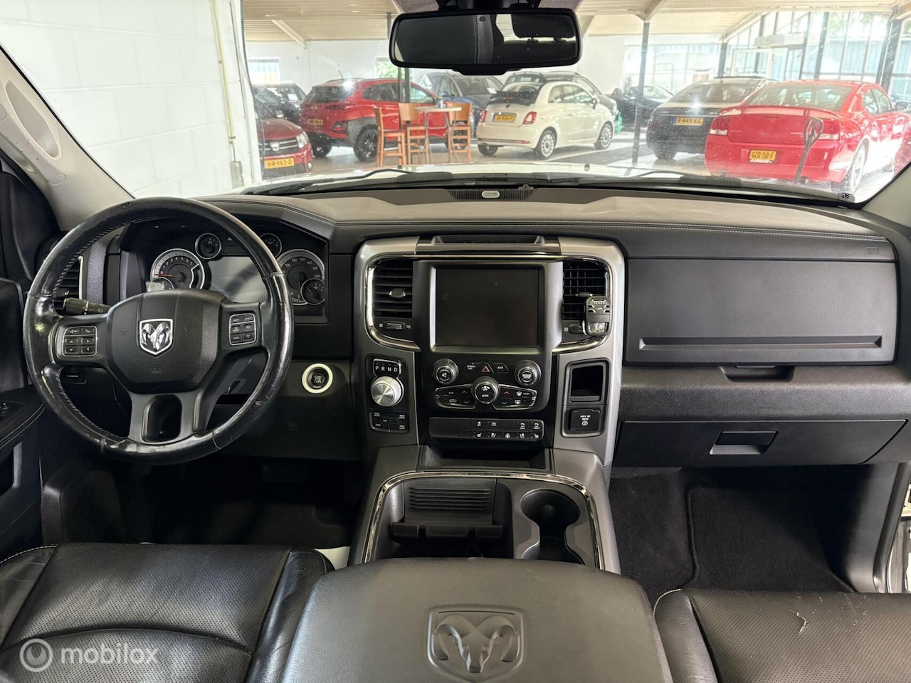 Dodge Ram 1500 - 5.7 V8 Quad Cab 6'4 5.7 V8 Quad Cab 6'4