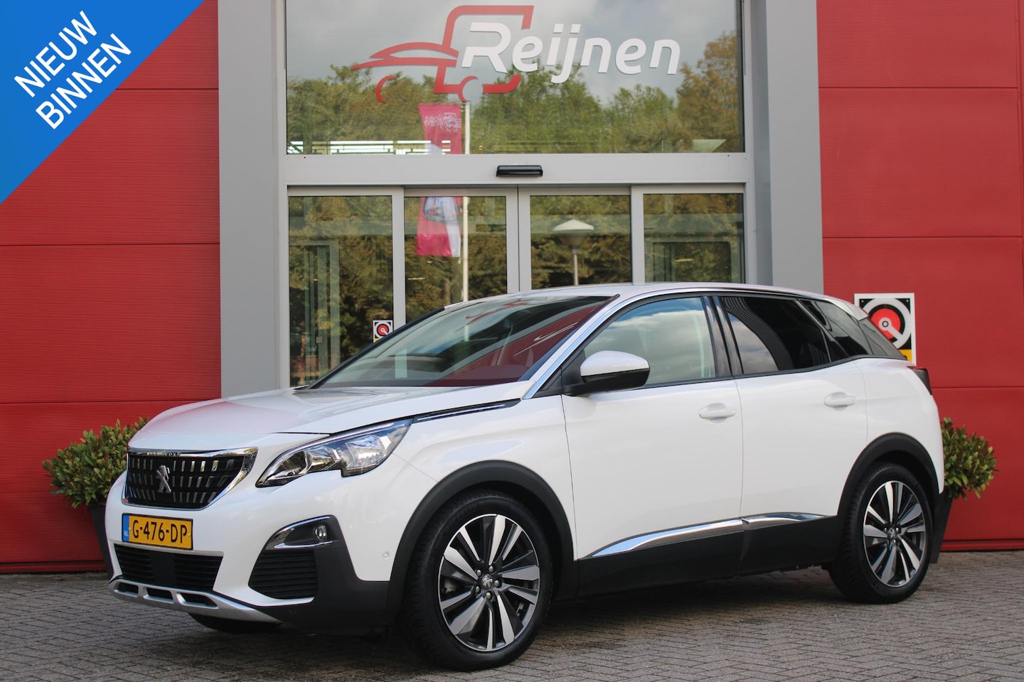 Peugeot 3008 - 1.2 130PK AUTOMAAT ALLURE | LEDEREN BEKLEDING | TREKHAAK | ELEKTRISCH BEDIENBARE BESTUUDER - AutoWereld.nl