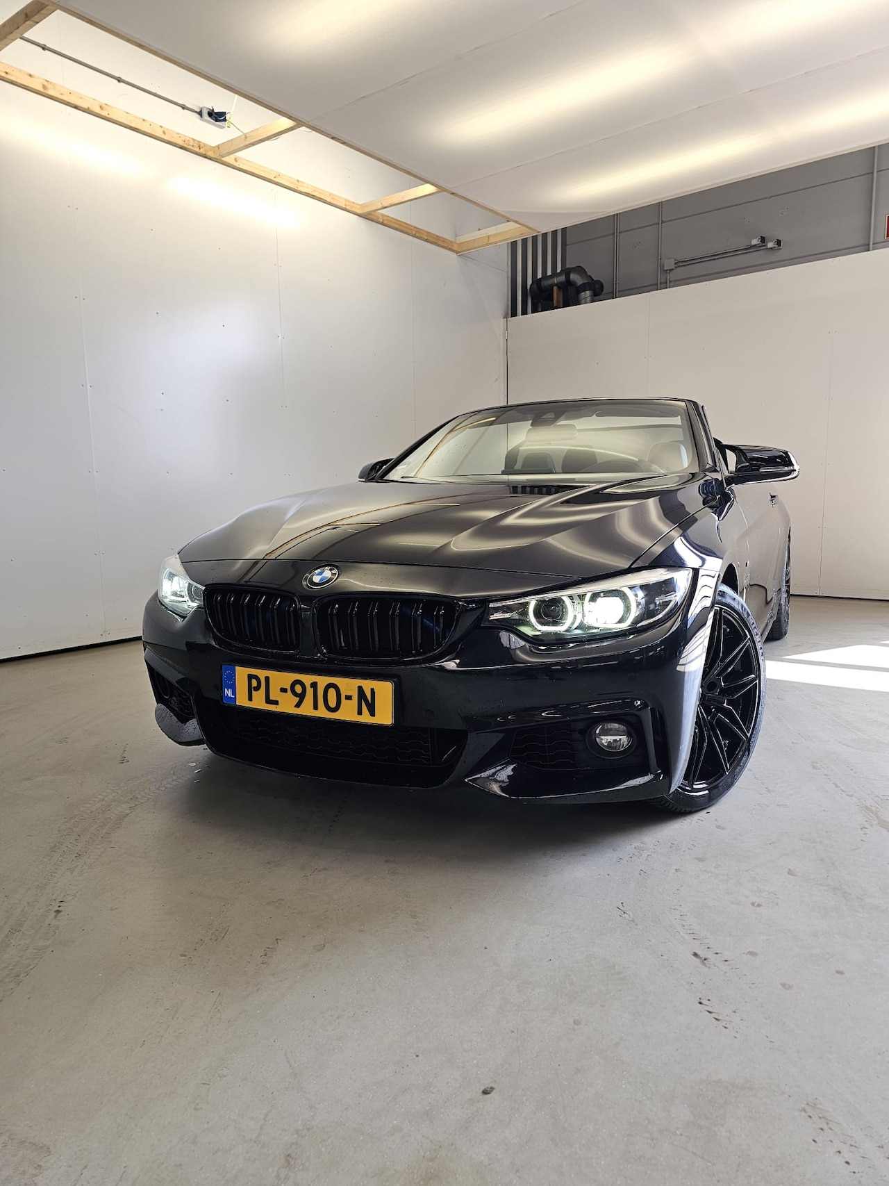 BMW 4-serie Cabrio - 440i High Executive - AutoWereld.nl