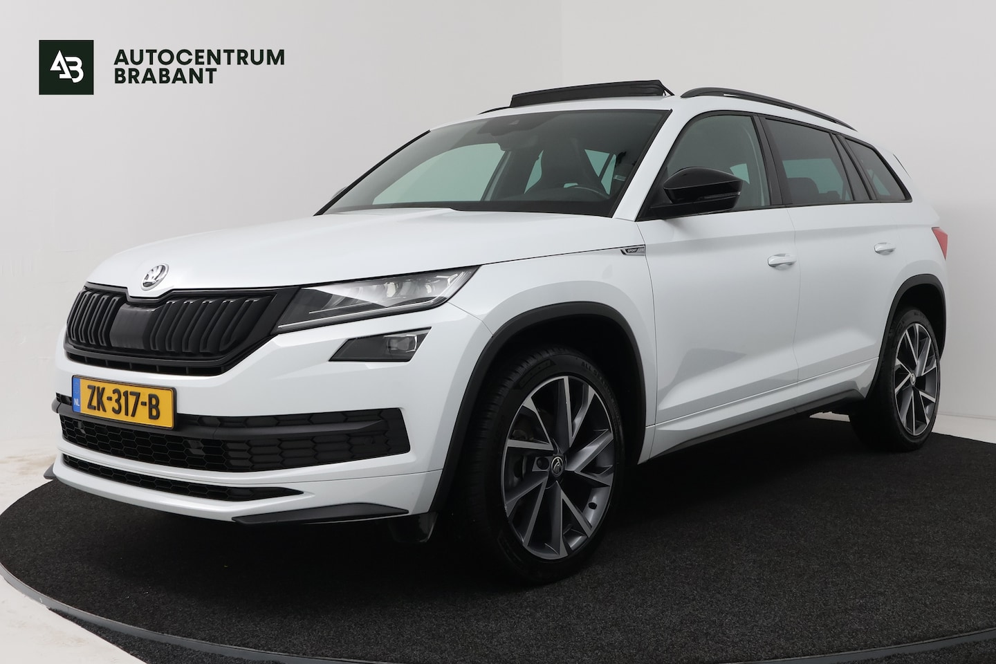 Skoda Kodiaq - 1.5 TSI Sportline Business 7p. (DIGITALE COCKPIT, PANORAMADAK, TREKHAAK, STOELVERWARMING, - AutoWereld.nl