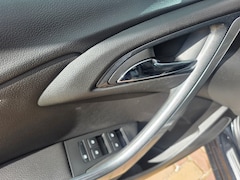 Opel Astra Sports Tourer - 1.4 Turbo Cosmo, trekhaak