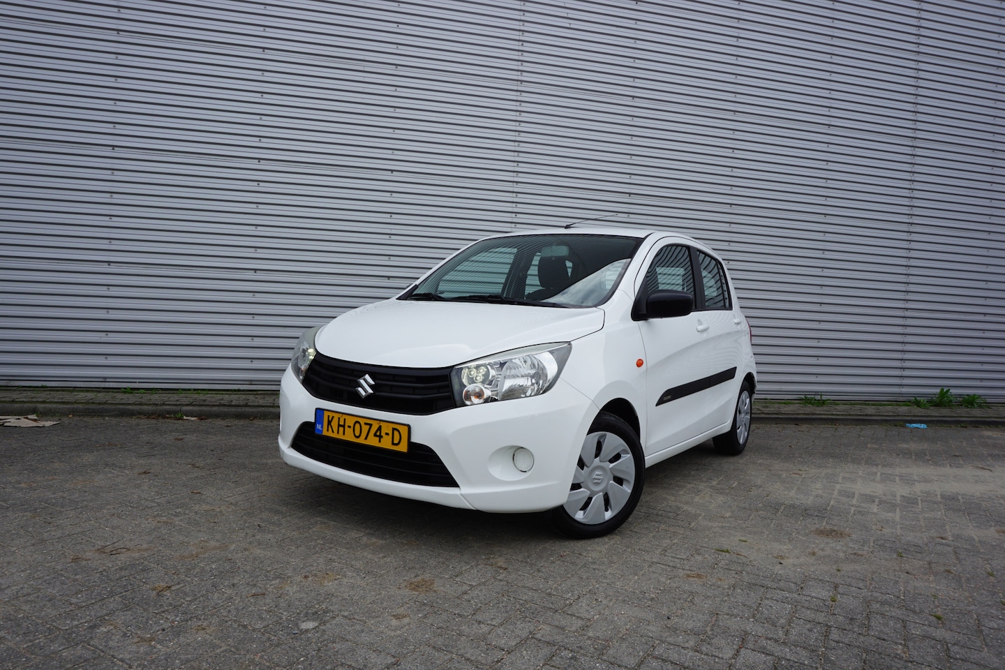 Suzuki Celerio - 1.0 Style Airco / Elektr. ramen / NAP / Nieuwe apk!! - AutoWereld.nl