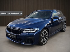 BMW 5-serie Touring - 530e xDrive Business Edition Plus M Sport | Panoramadak | Stoelverwarming | Stuurverwarmin